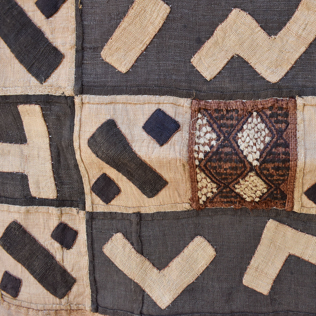 Kuba Appliqued Raffia Textile Closeup