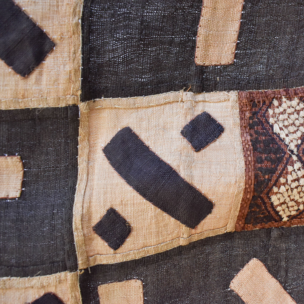Kuba Appliqued Raffia Textile Closeup