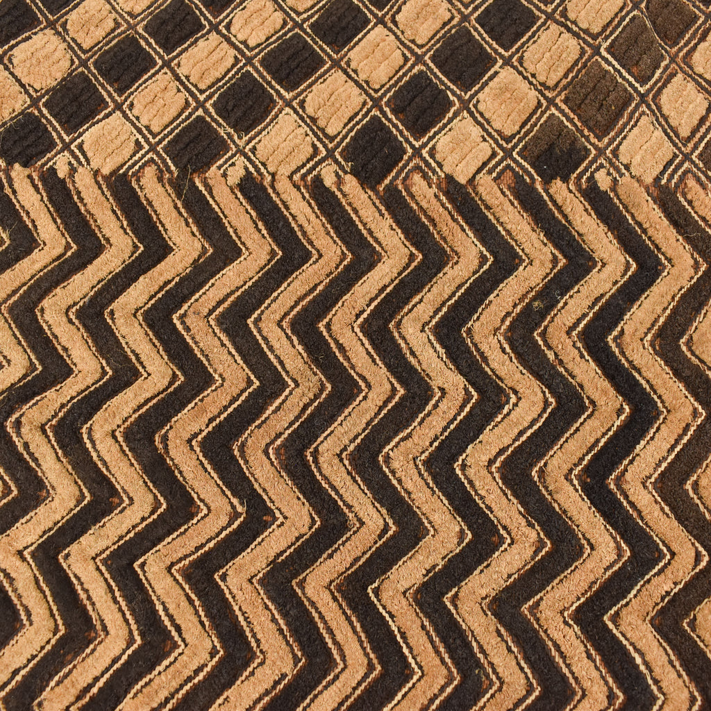 Kuba Raffia Square Textile Closeup
