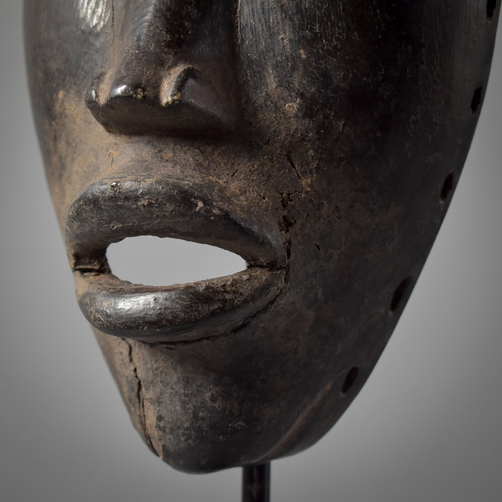 Dan Dean Gle Mask With Feathers Liberia