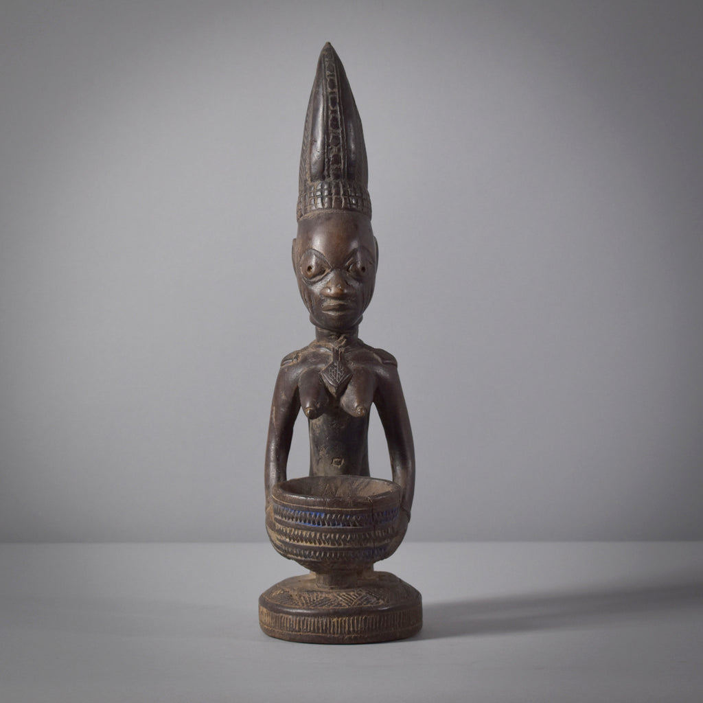 Yoruba Female Bowl Bearer Figure Nigeria