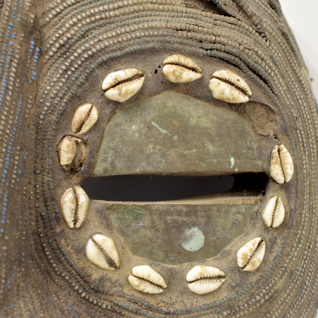 Kota Beaded Face Mask with Cowrie Shells Gabon