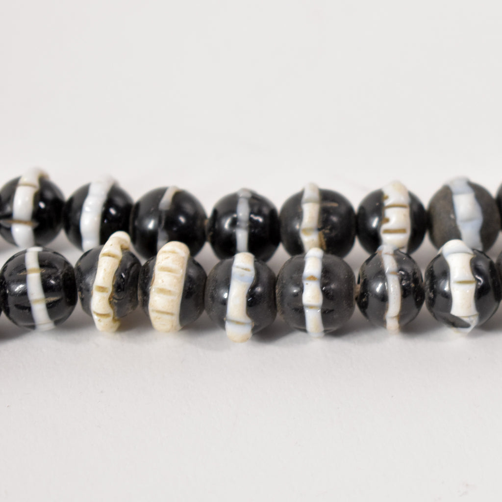 Czech Black Dog Tooth Ruffle Trade Bead