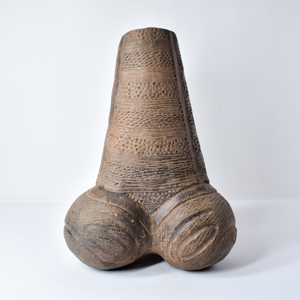Zande Ceremonial Water Vessel Congo