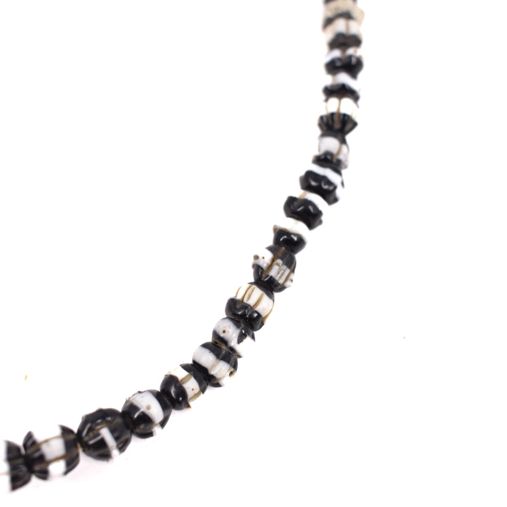 Graduated Black Dog Tooth Ruffle Trade Beads Mali
