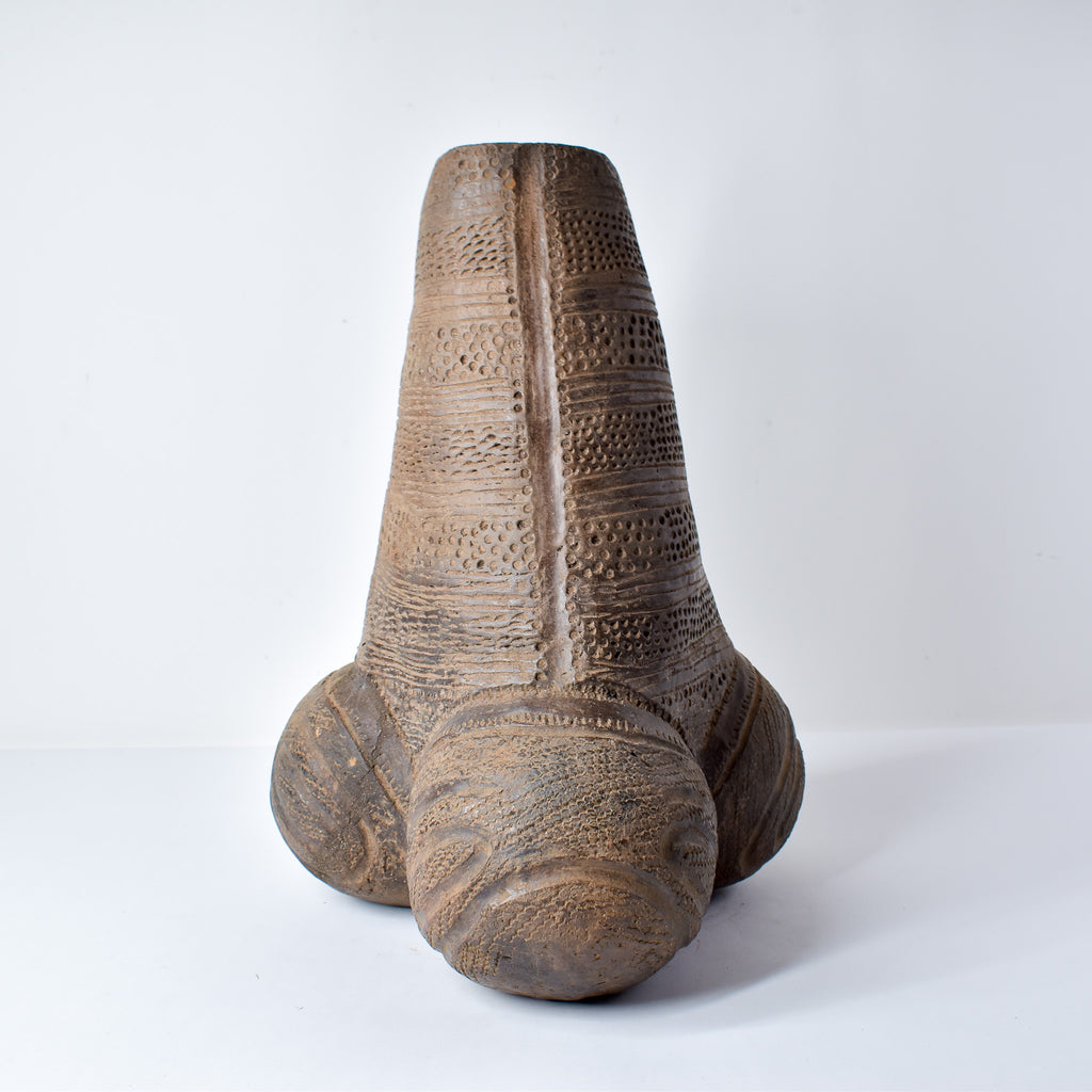 Zande Ceremonial Water Vessel Congo