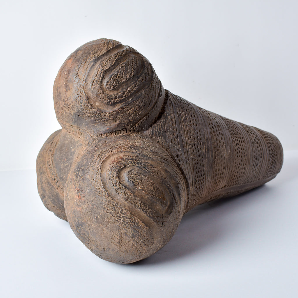 Zande Ceremonial Water Vessel Congo