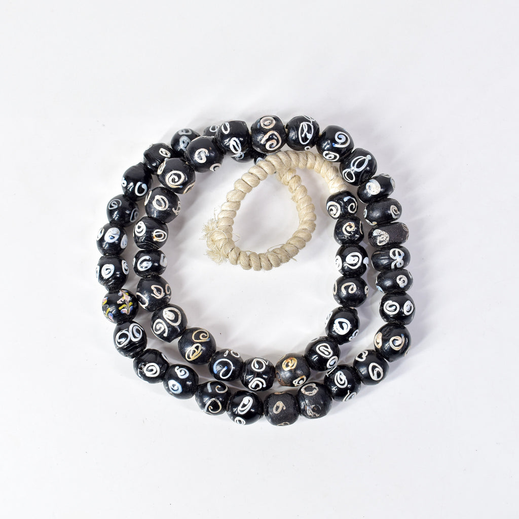 Zen Venetian Trade Beads 30 Inch