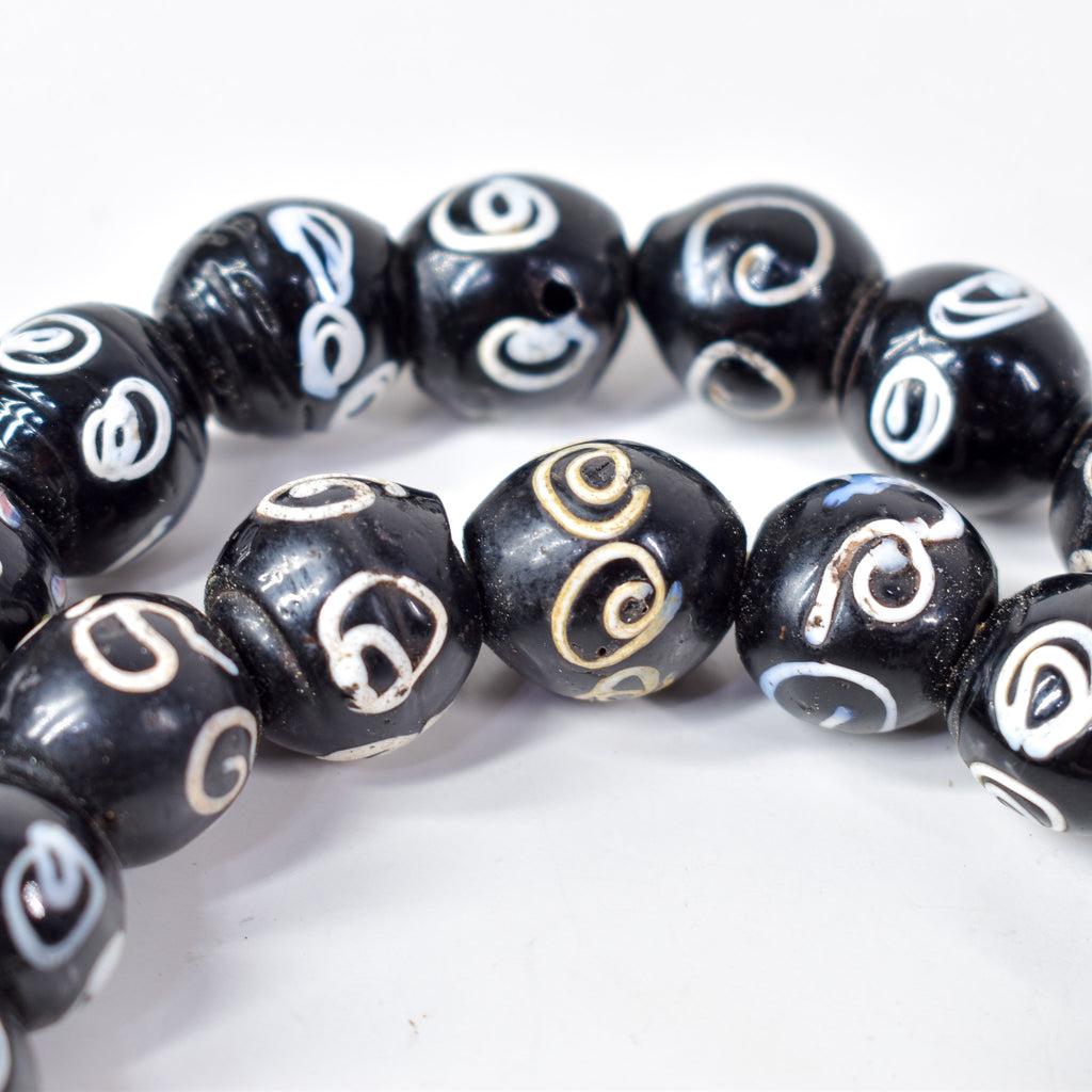 Zen Venetian Trade Beads 30 Inch