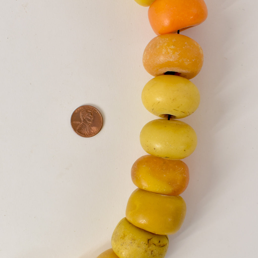 Yellow Phenolic Resin Beads Morocco 36 Inch