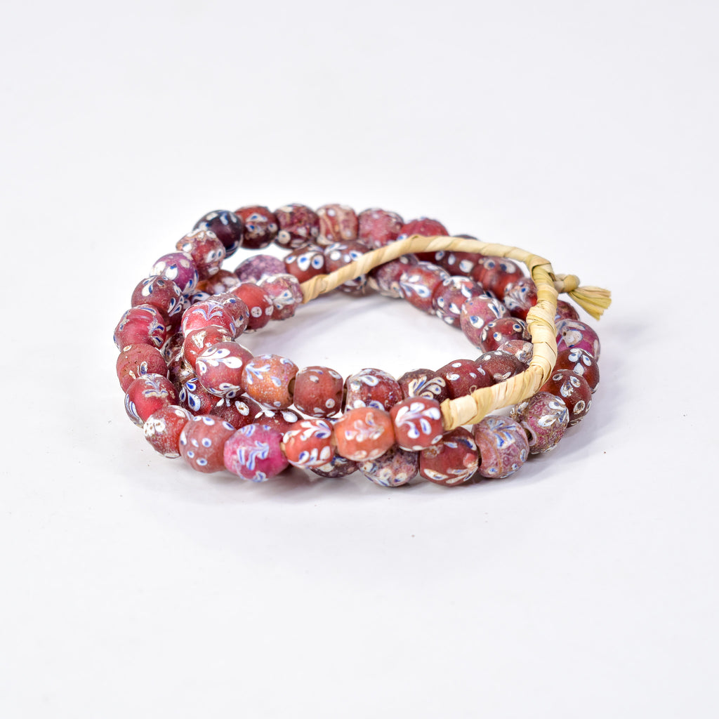 Venetian Whiteheart Floral Dot Red Trade Beads