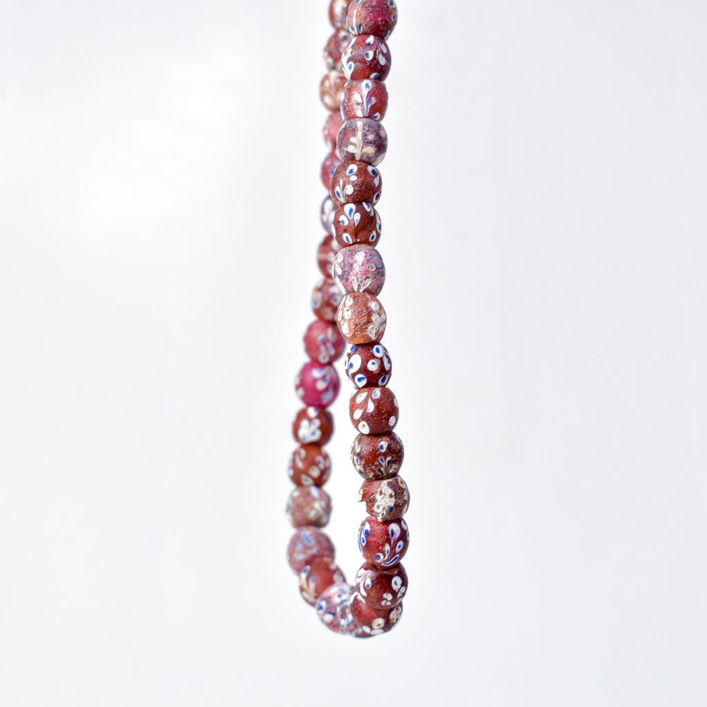 Venetian Whiteheart Floral Dot Red Trade Beads