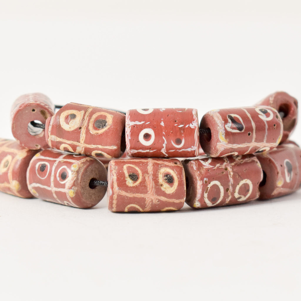 15 Tic Tac Toe Venetian Brick Red Trade Beads