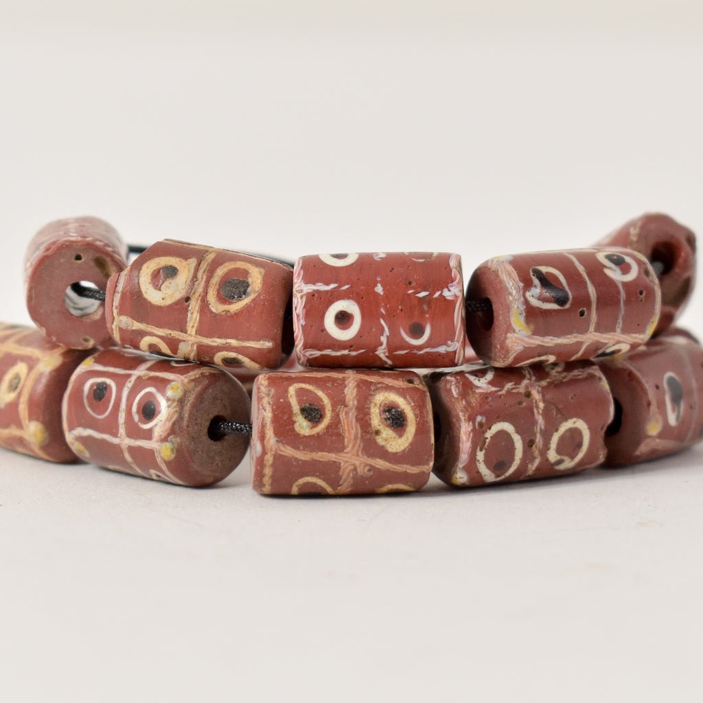 15 Brick Red Tic Tac Toe Venetian Trade Beads