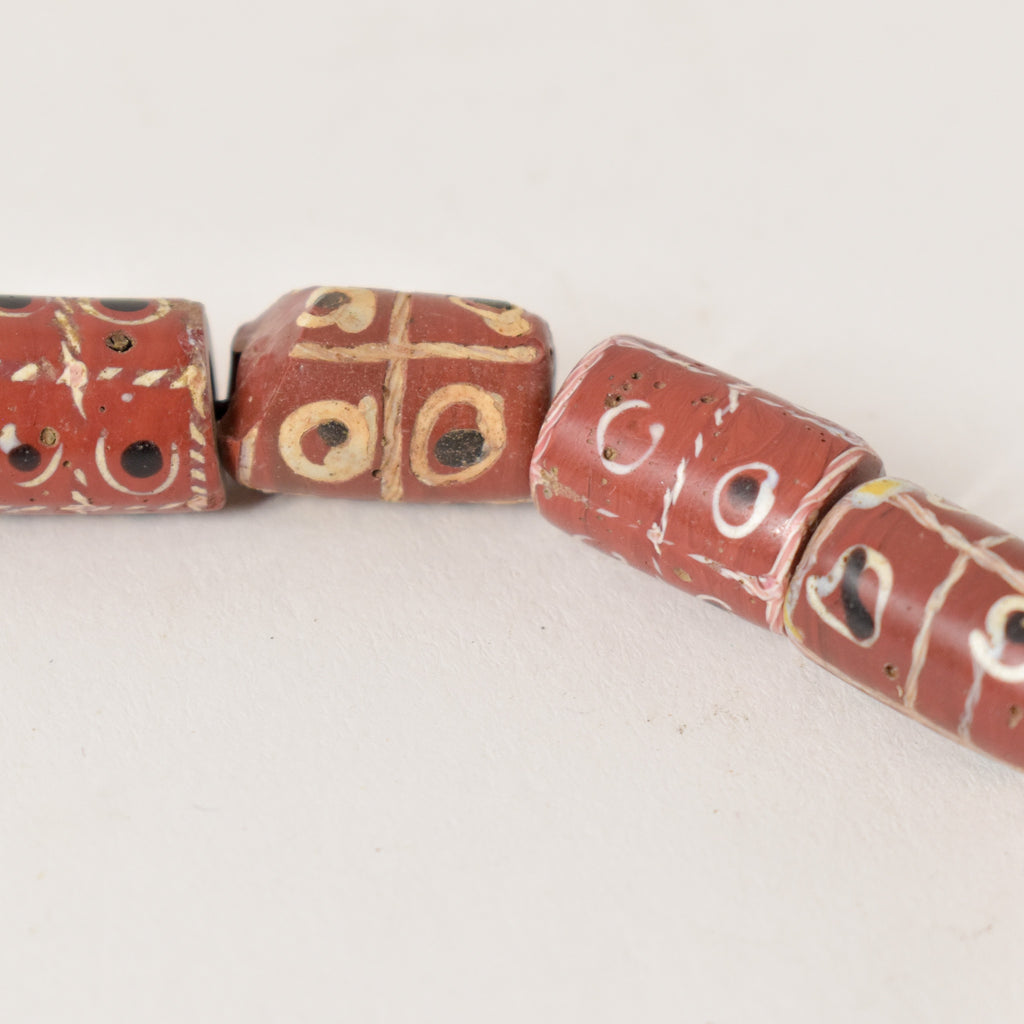 15 Brick Red Tic Tac Toe Venetian Trade Beads