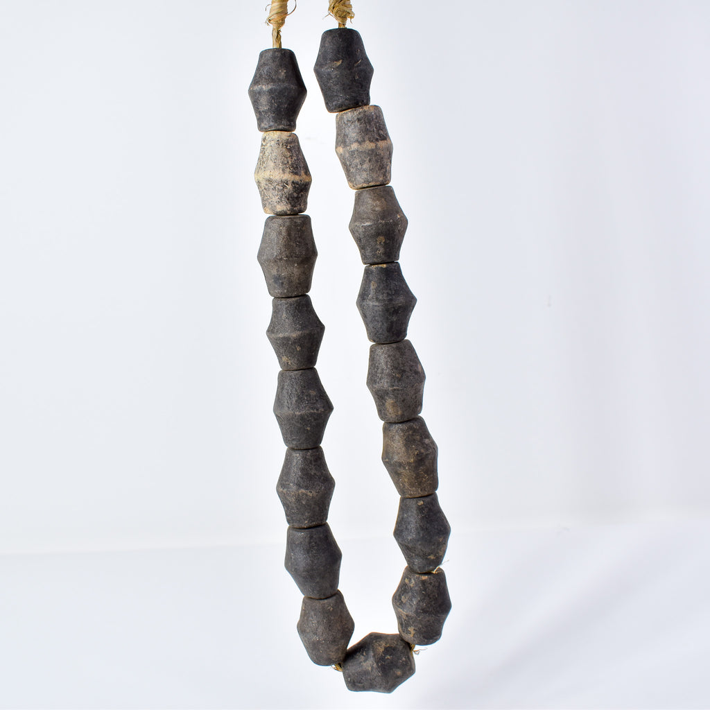 Old Clay Beads Mali 32 Inch