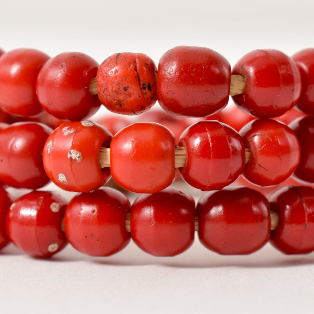 Prosser Mock Skunk Red Trade Beads