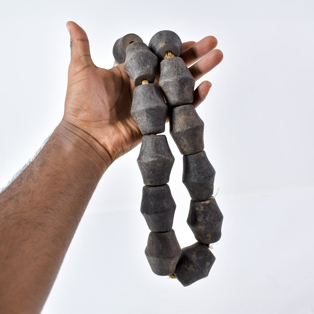 Old Clay Beads Mali 32 Inch