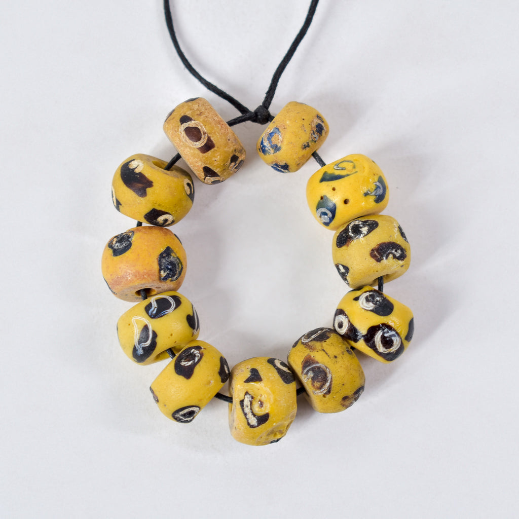 Rare Venetian Yellow Trade Beads Short Strand