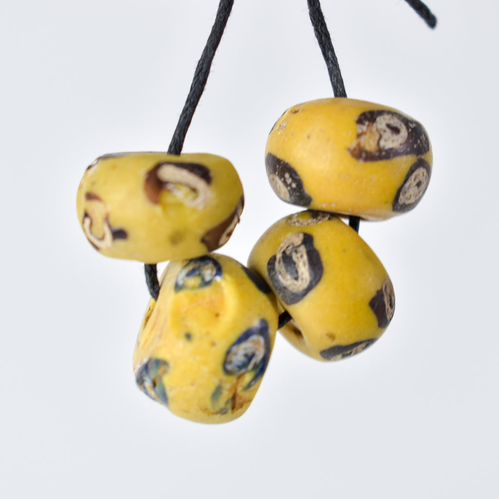 5  Rare Venetian Yellow Trade Beads