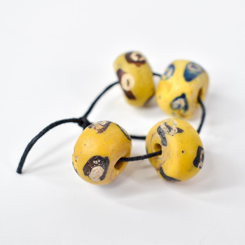 5  Rare Venetian Yellow Trade Beads