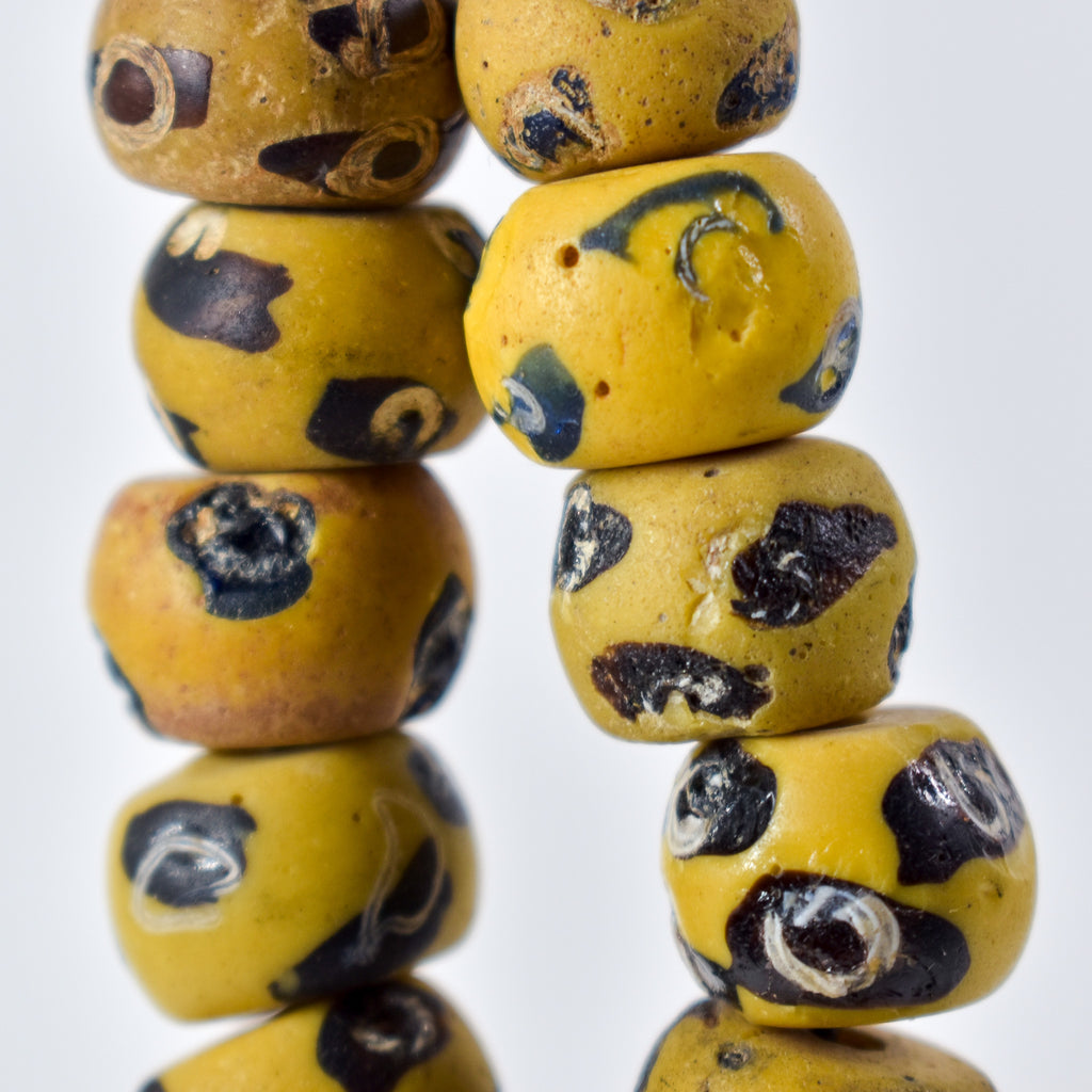 Rare Venetian Yellow Trade Beads Short Strand