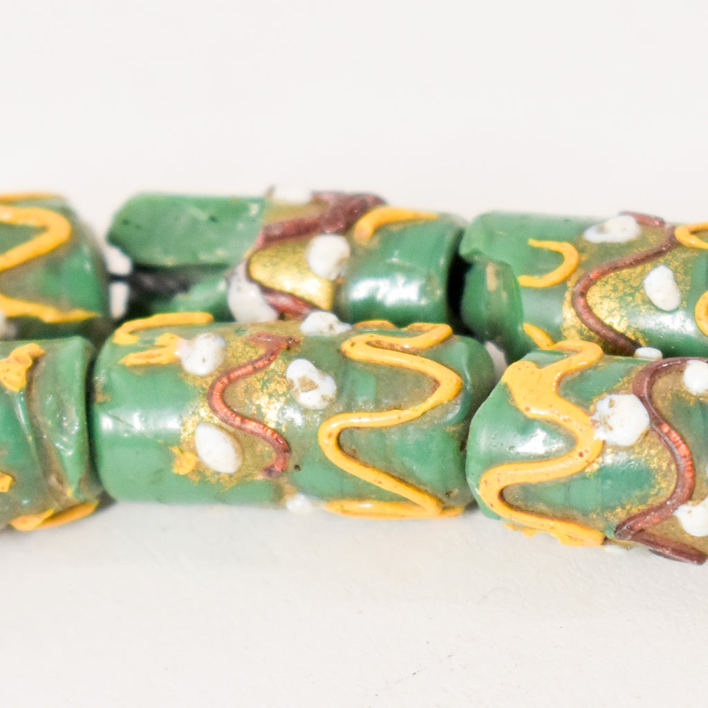 12 Wedding Cake Venetian Green Trade Beads