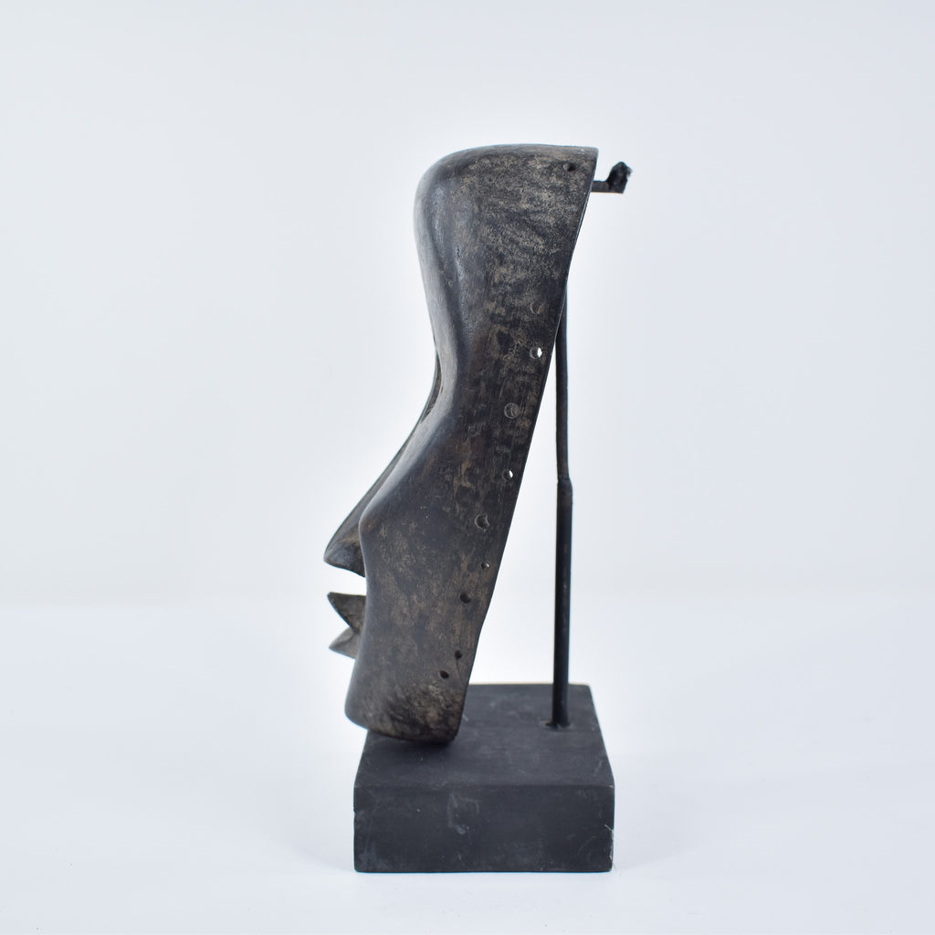 Dan Deangle Mask Liberia
