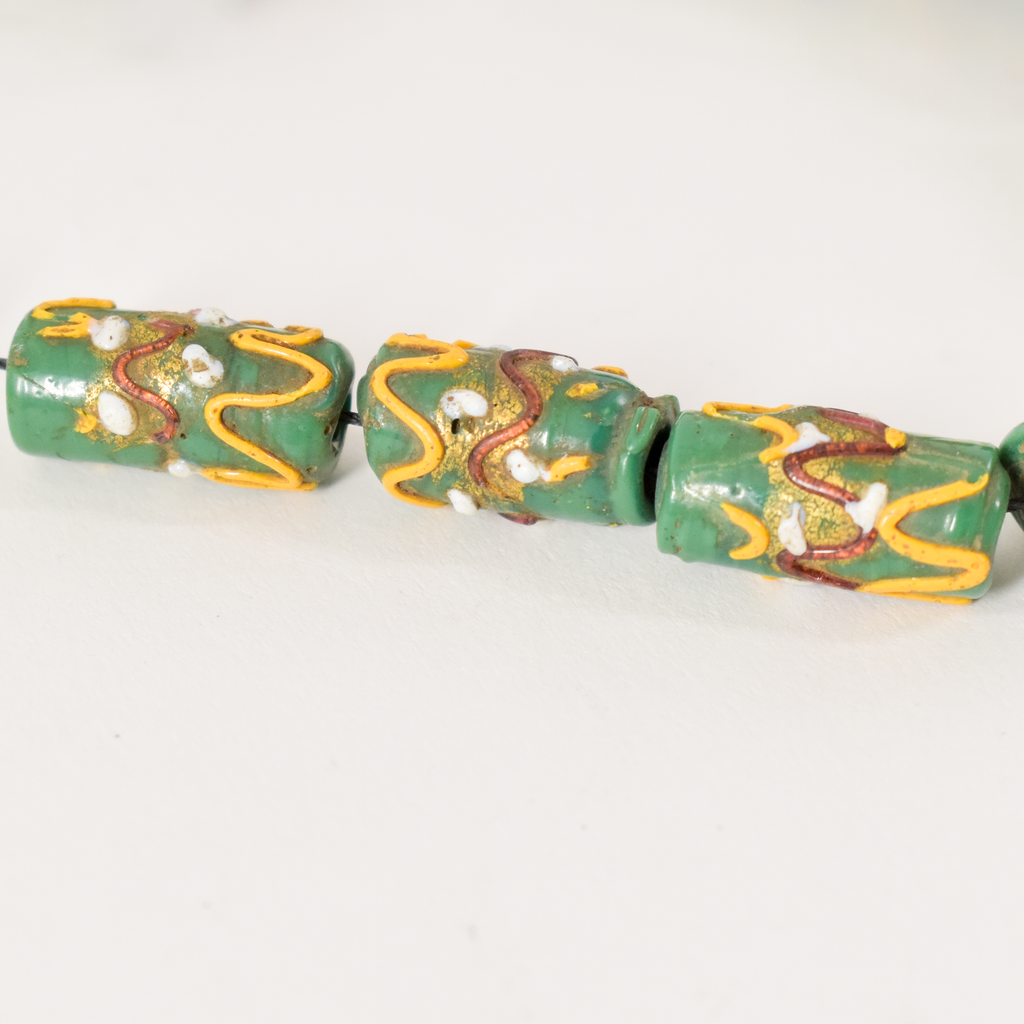 12 Wedding Cake Green Venetian Trade Beads