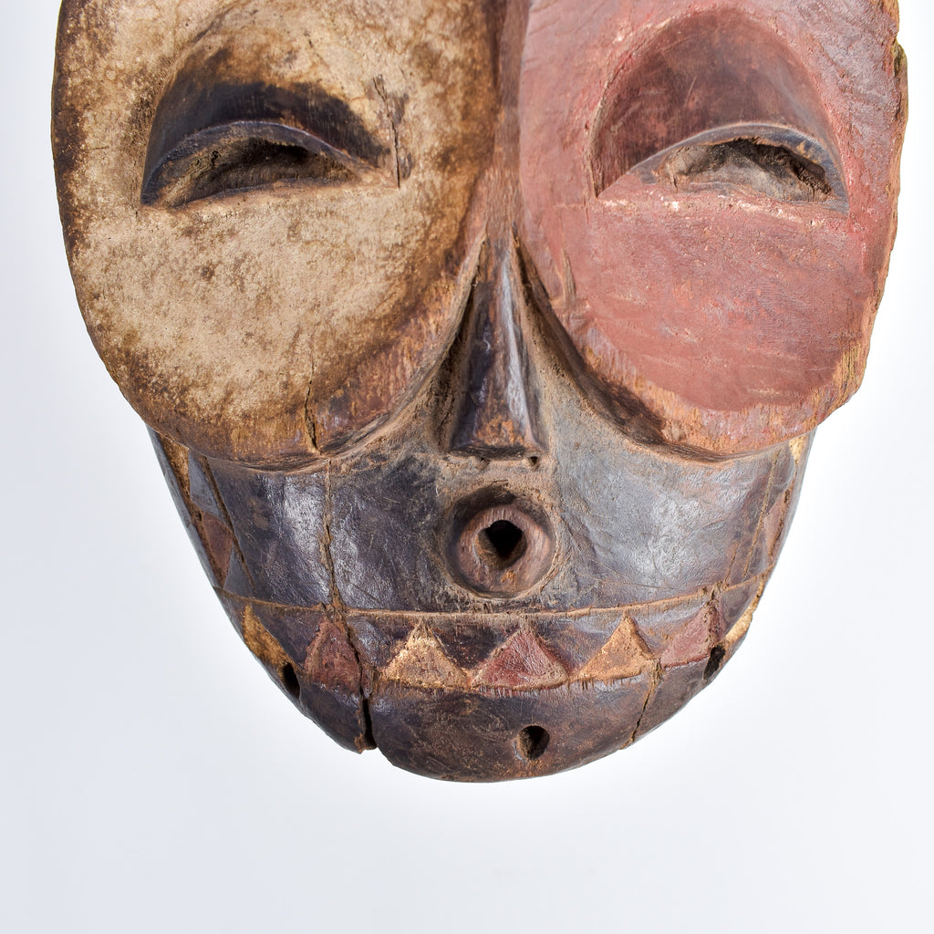 Bembe Alunga Mask Congo