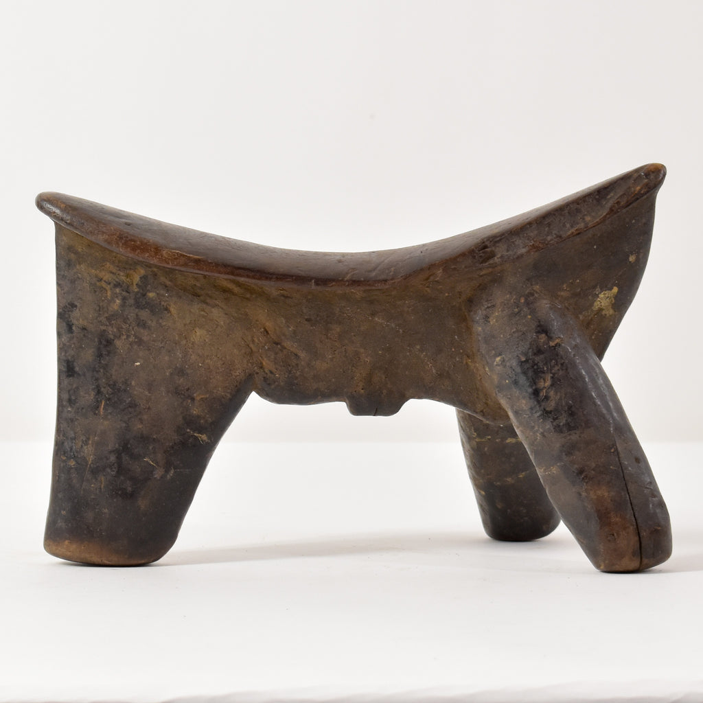 Tutsi Three-Legged Headrest