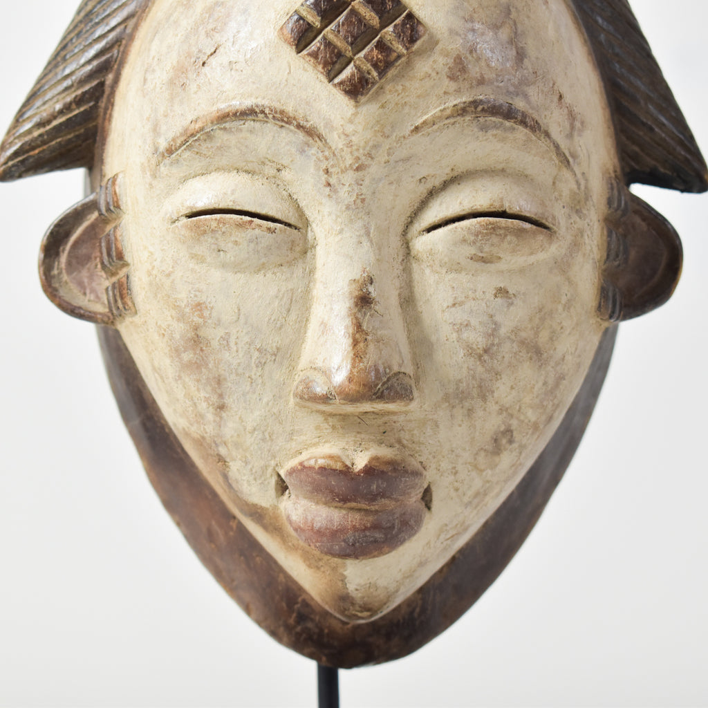 Punu Mukudji Hand Held Maiden Spirit Mask Gabon