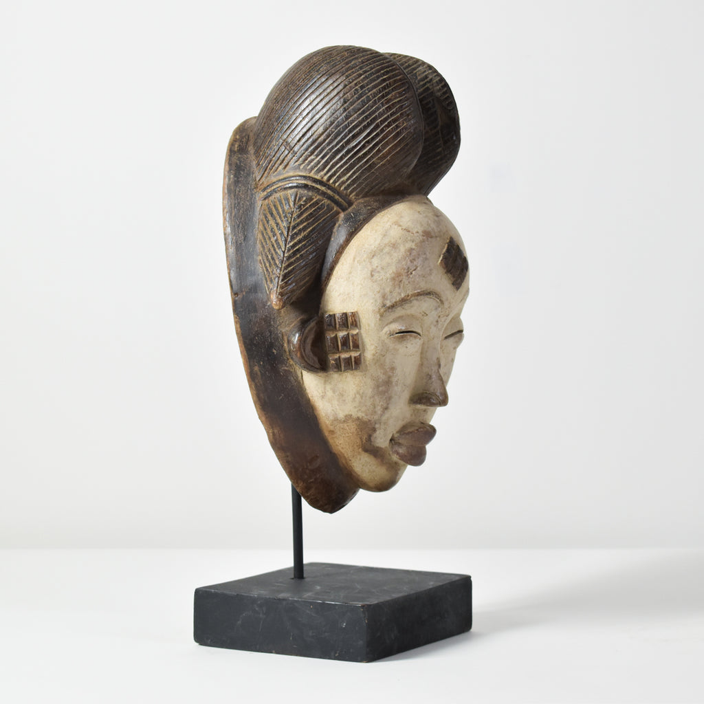 Punu Mukudji Hand Held Maiden Spirit Mask Gabon