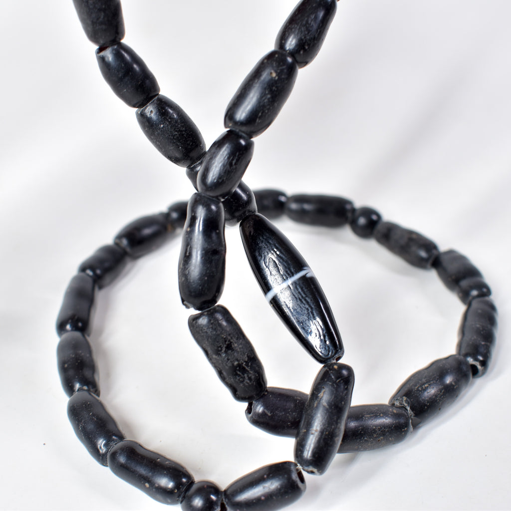 Amoeba Bohemian Black Trade Beads