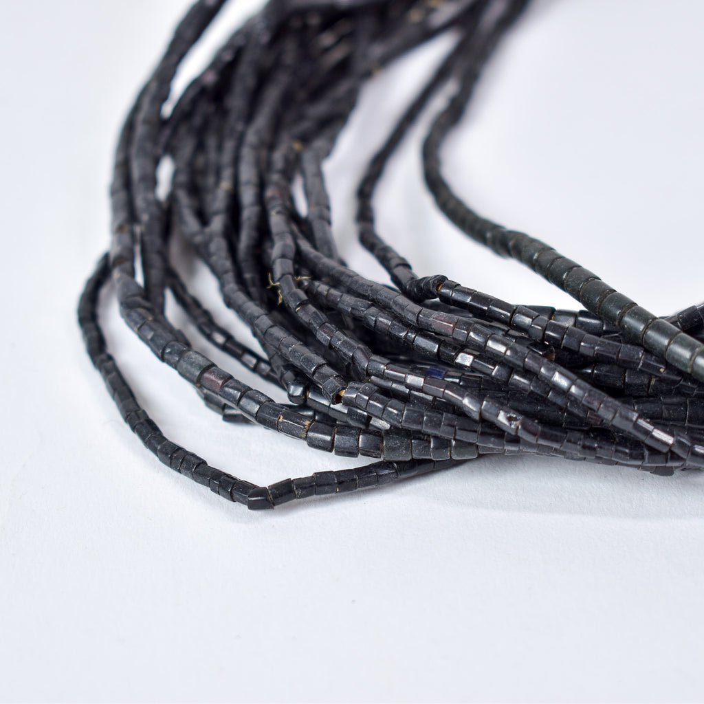 14 Strands Bohemian Irregular Shaped Black Trade Beads