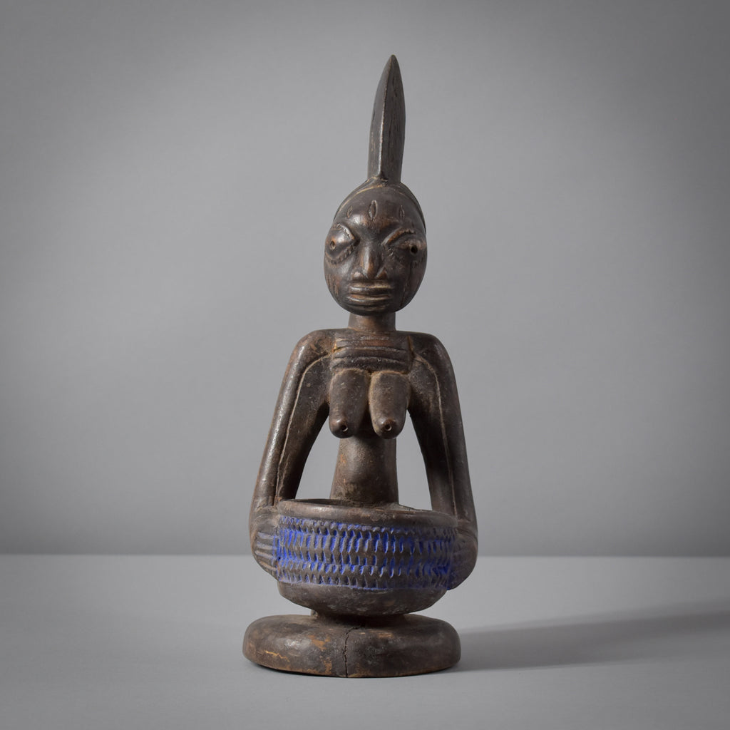 Yoruba Female Bowl Bearer Figure Nigeria