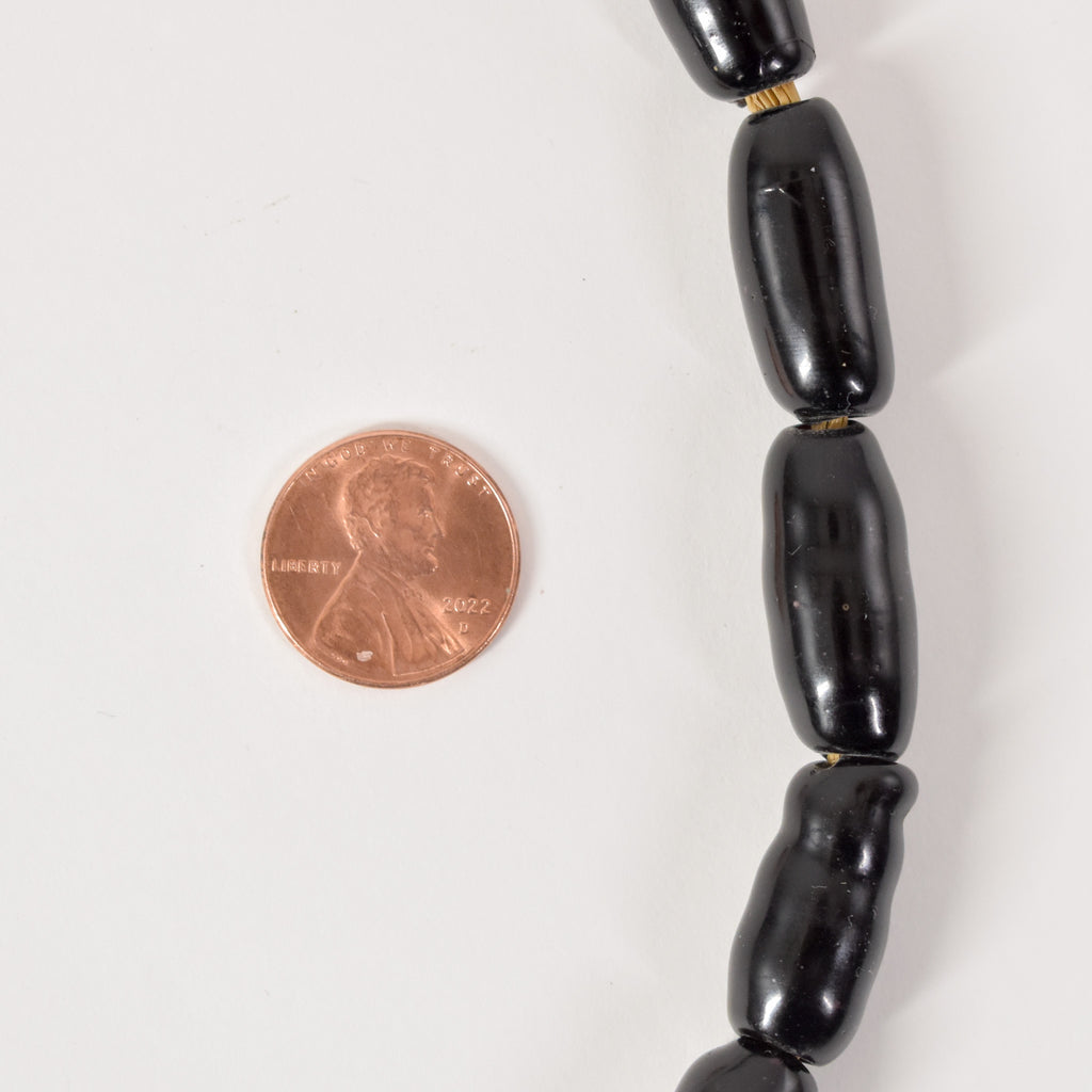 Amoeba Black Trade Beads 32 Inch
