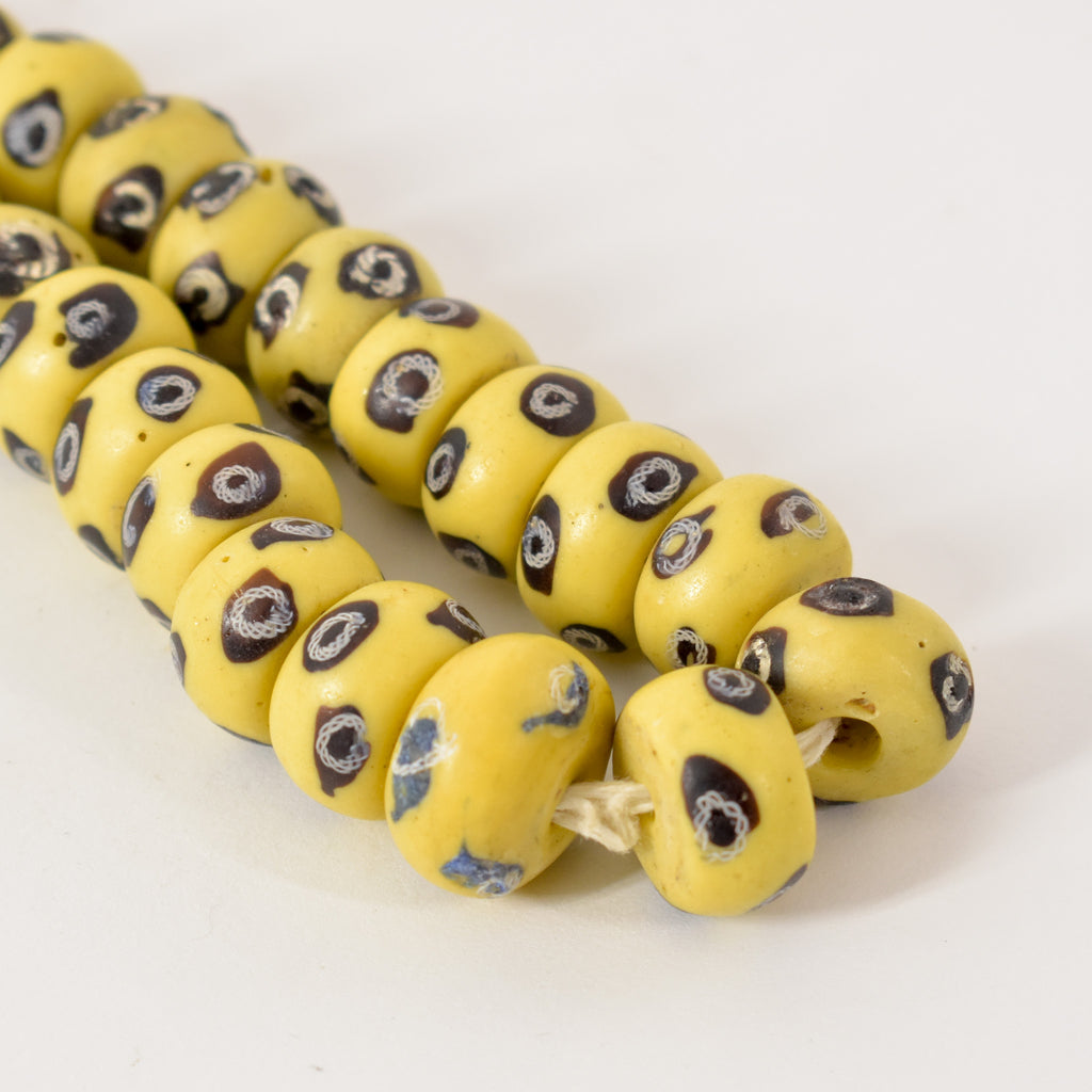 Rare Yellow Venetian Trade Beads 38 Inch