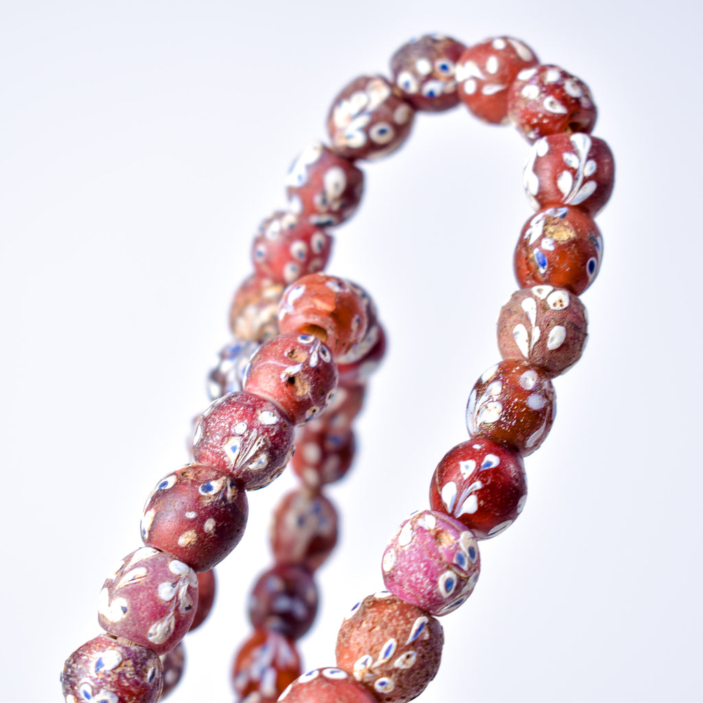 Venetian Whiteheart Floral Dot Red Trade Beads