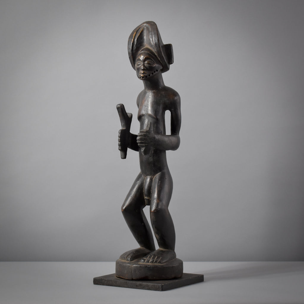 Chokwe Kiuumbu Chief Mwanangana Figure on Custom Base Congo