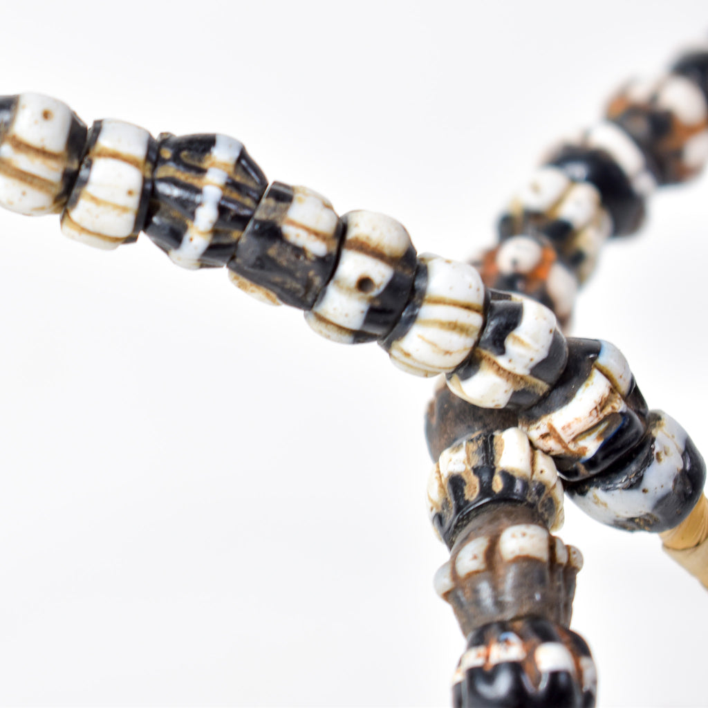Dog Tooth Ruffle Black Trade Beads