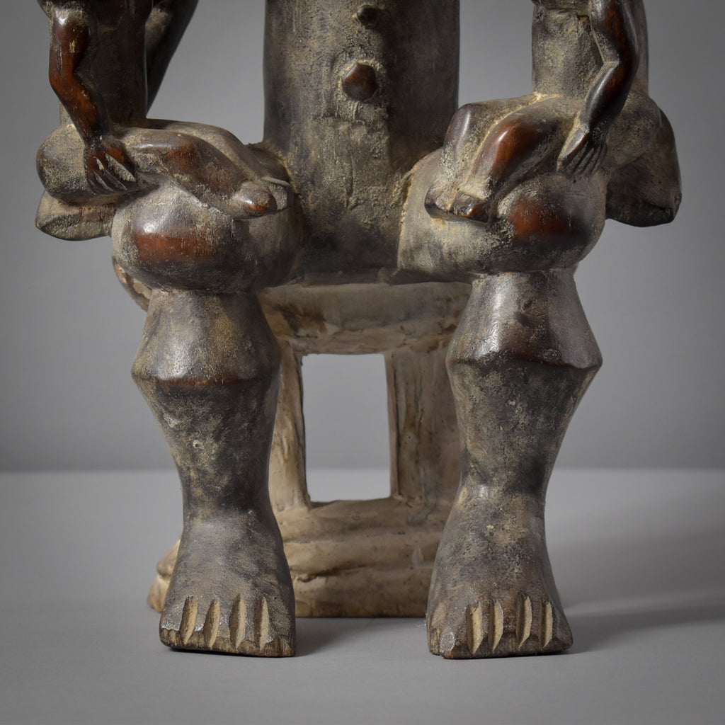 Anyi Attye Maternity Figure with Children on Stool Côte d'Ivoire