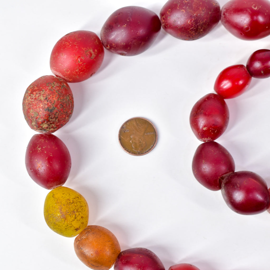 Pigeon Egg Mixed Trade Beads 30 Inch