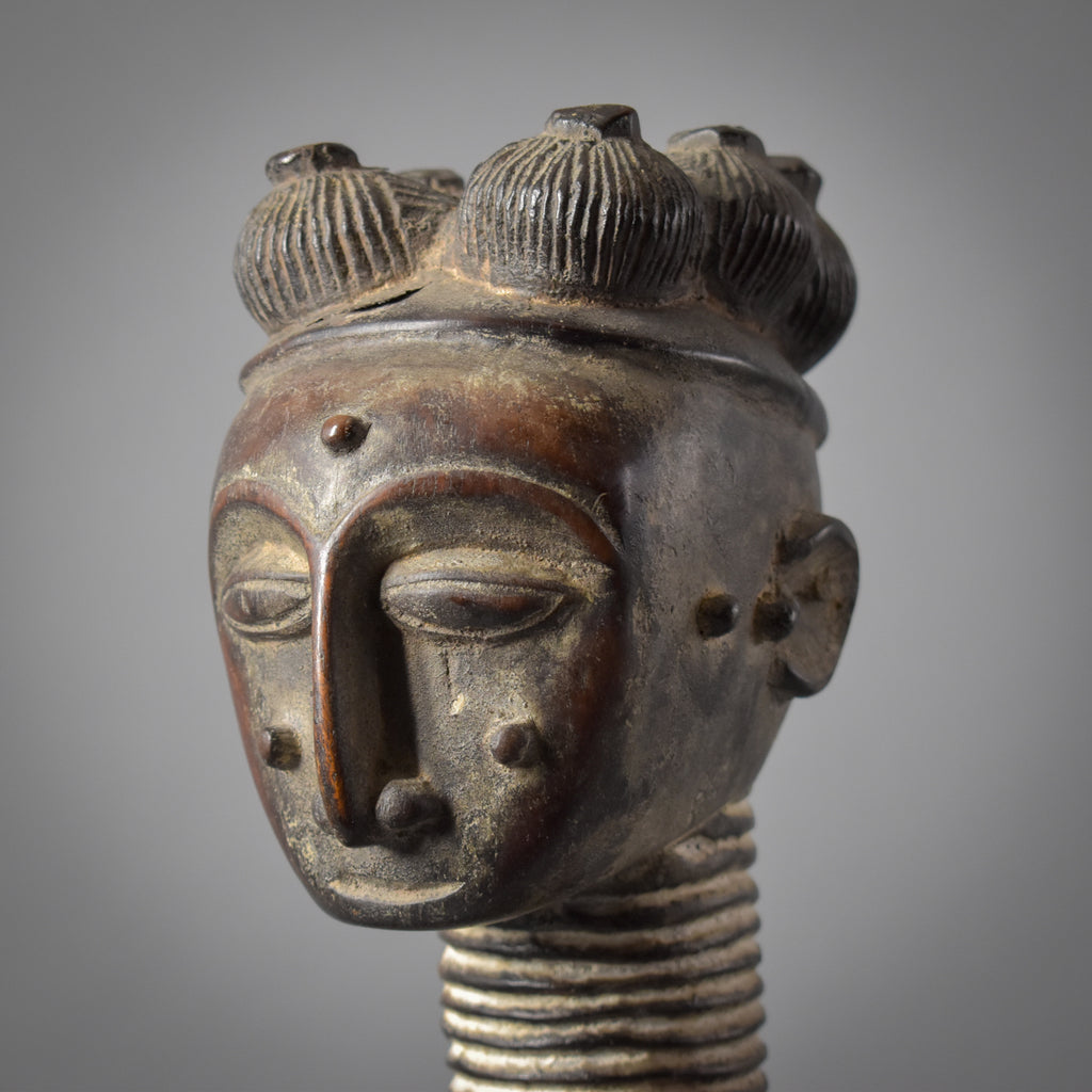 Anyi Attye Maternity Figure with Children on Stool Côte d'Ivoire