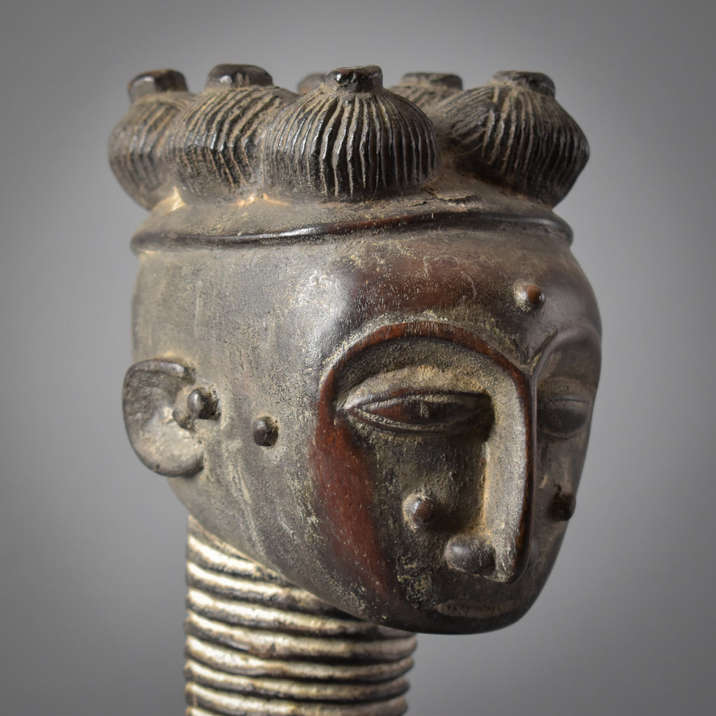 Anyi Attye Maternity Figure with Children on Stool Côte d'Ivoire