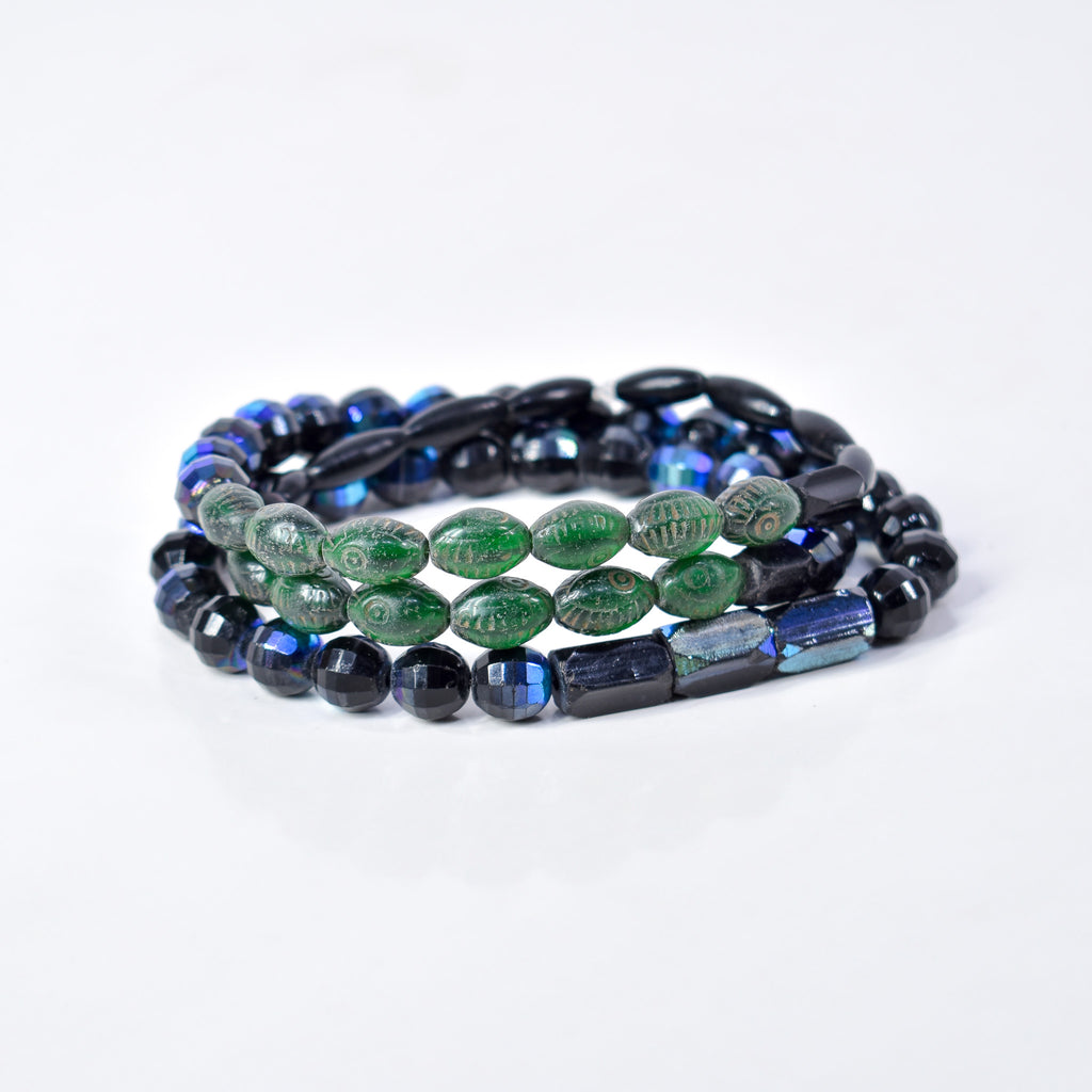 Iridescent Faceted Graduated Bohemian Black Trade Beads