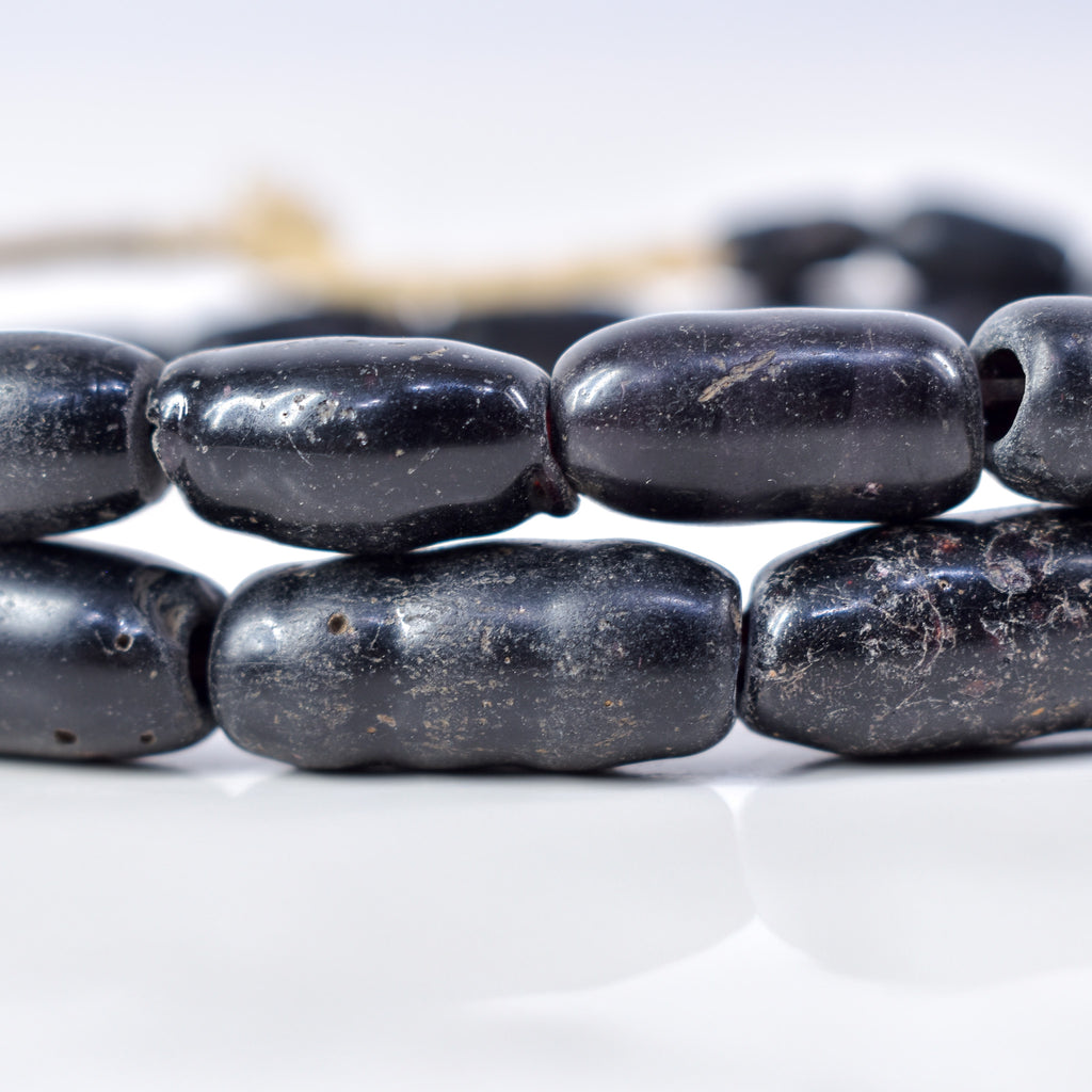 Amoeba Bohemian Black Trade Beads