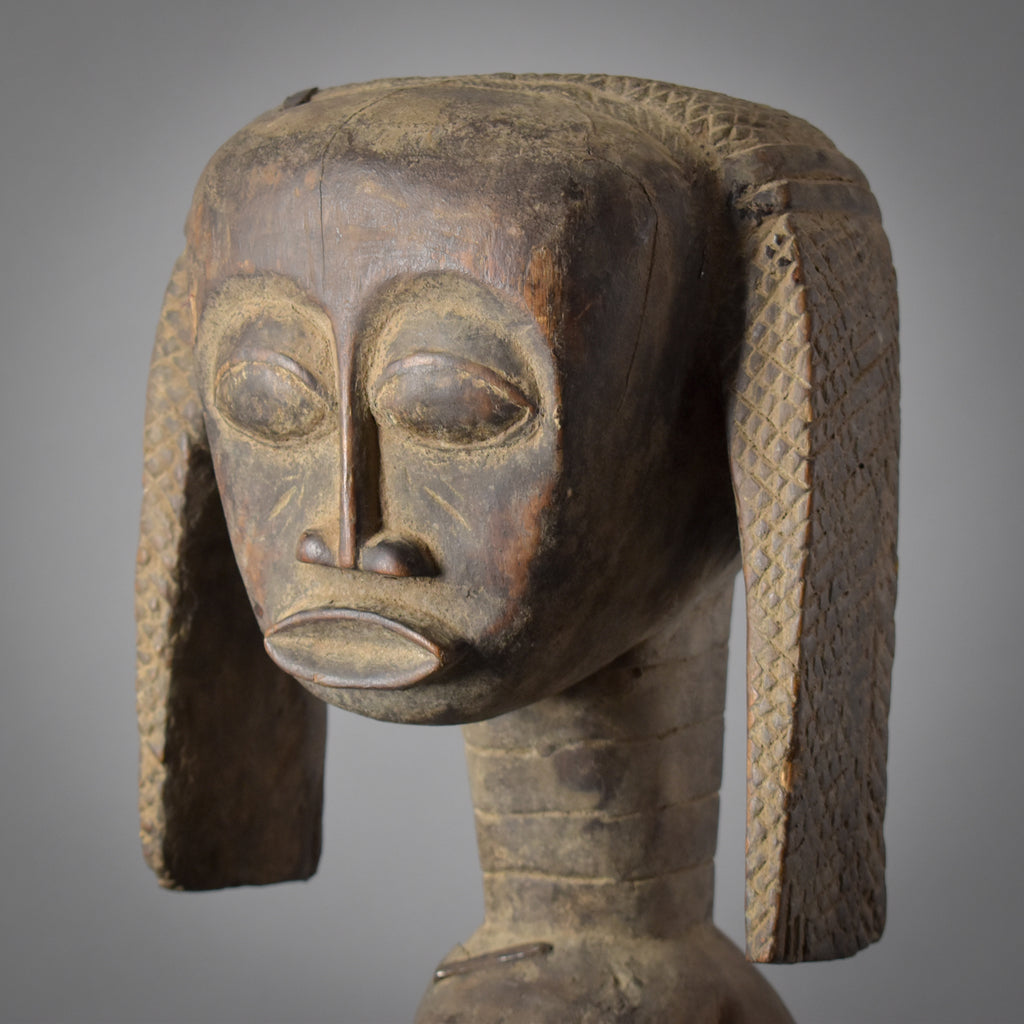 Baule Seated Female Figure With Children Côte d'Ivoire