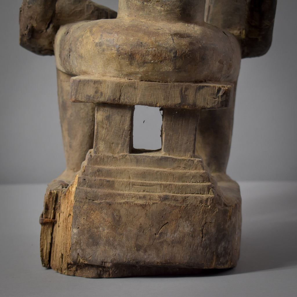 Baule Seated Female Figure With Children Côte d'Ivoire