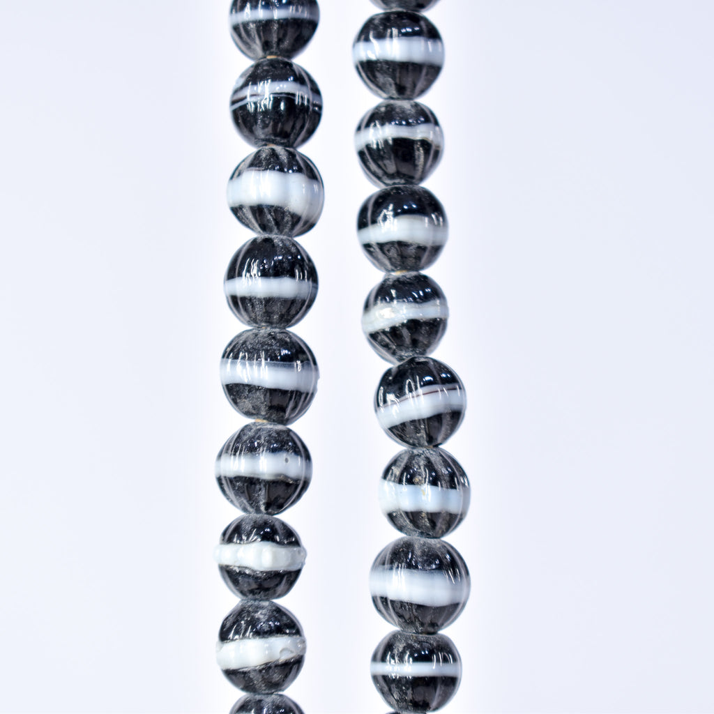 Dogtooth Ruffle Trade Beads